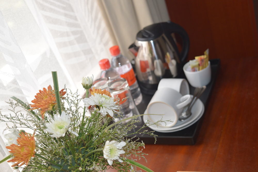 Lazaani Hotel Colombo Eksteriør bilde